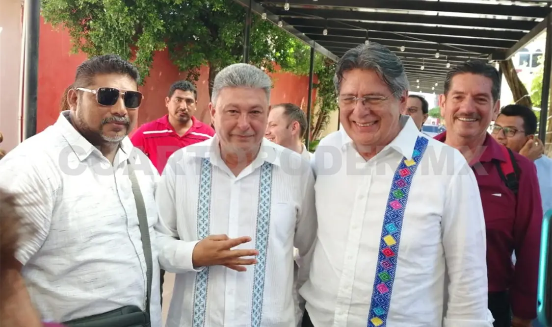 Carlos Morales, alcalde tuxtleco, visitó Tonalá este sábado. Noel Vázquez / CP