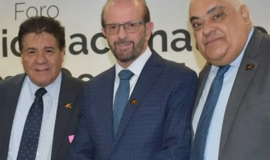 Schwartz entra al relevo de Bermejo