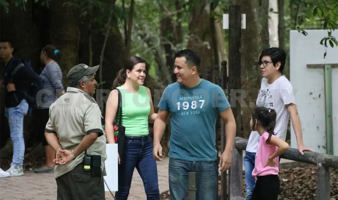 Recuerdan prohibición de ingreso con plásticos