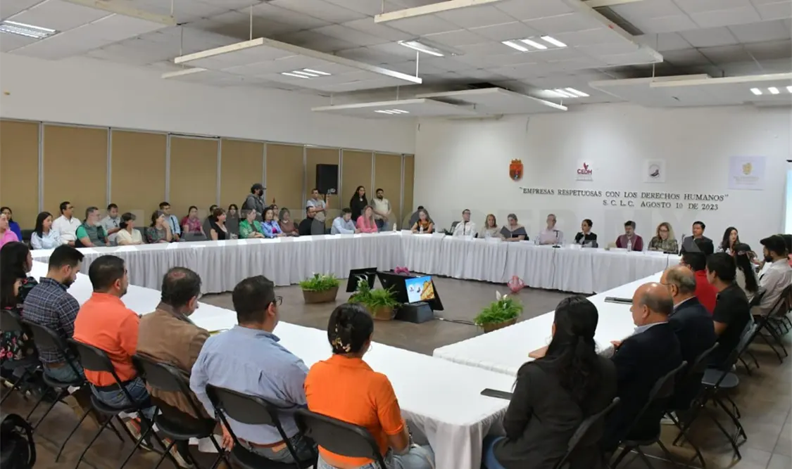 Presentan distintivo “Empresa Respetuosa con los DD. HH.”