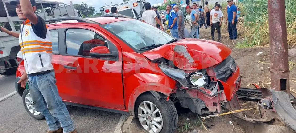 Fuerte accidente salda con una persona herida