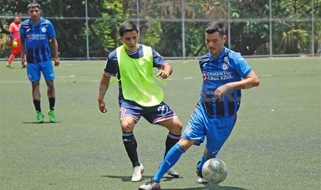 Van por su pasaporte para la gran final