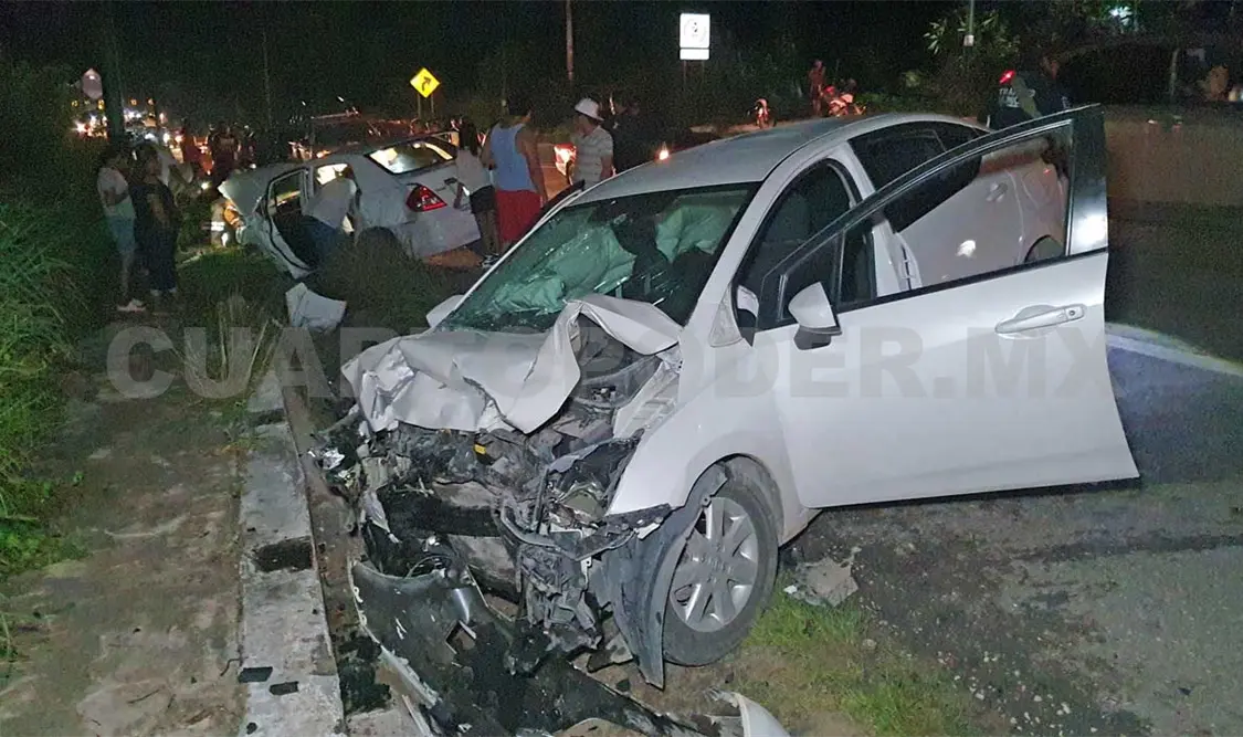 Encontronazo en carretera salda con ocho lesionados