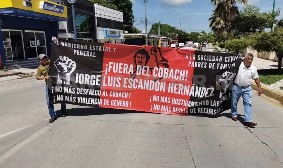 Sindicato de directivos del Cobach mantiene protesta