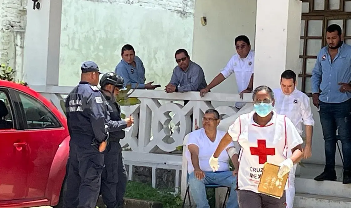 Iraní detenido tras herir en pastelería a hombre