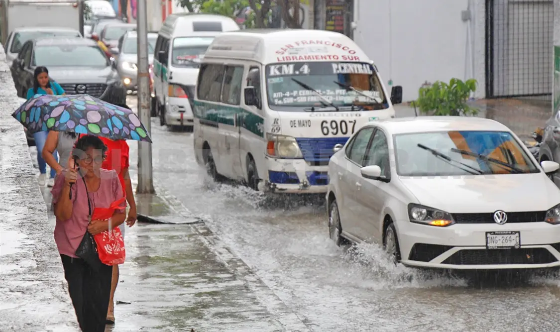 Permanece una alta probabilidad de lluvias