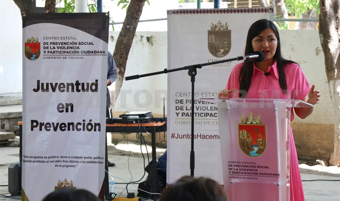 Llevan feria “Jóvenes en Prevención” a la Prepa 2