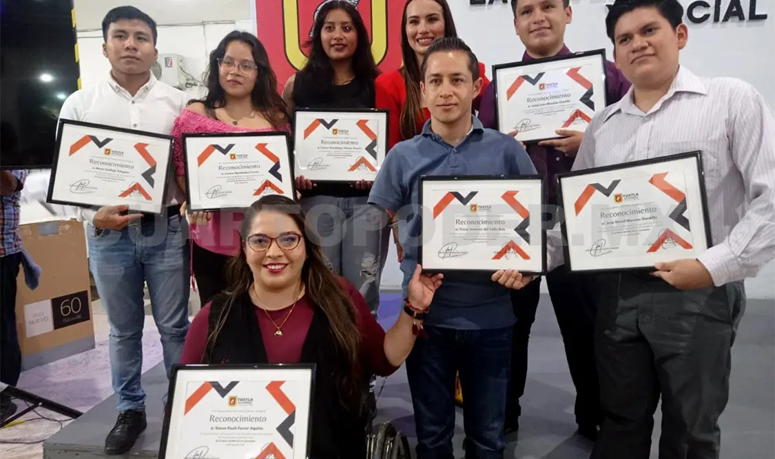 Alumnos del Plantel 40 reciben reconocimiento