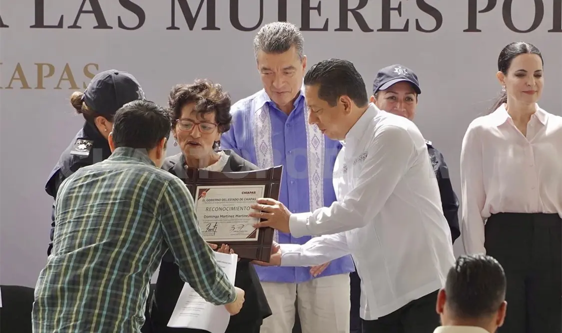 Reconocen compromiso de REC en materia de igualdad