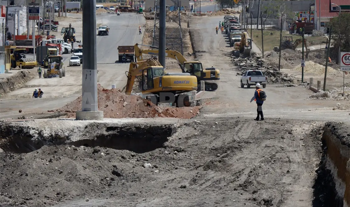 Obra pública debe estar en manos de profesionales