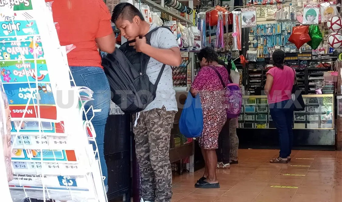 Repunta la venta de artículos escolares