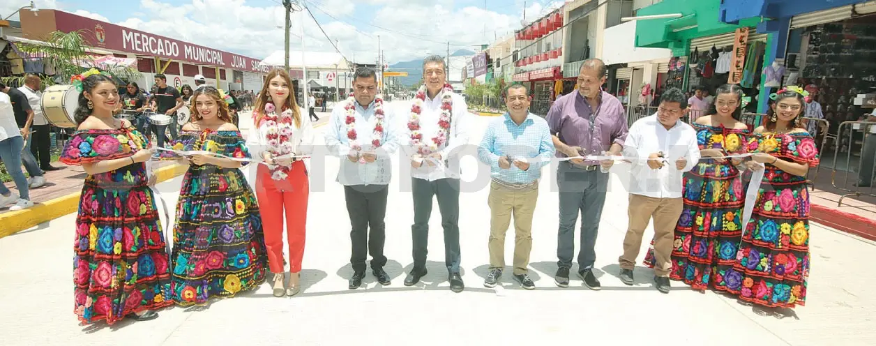 Modernizan vialidad y legalizan propiedades