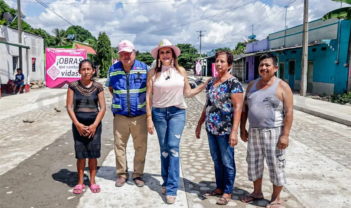 Supervisa obras en Álvaro Obregón y 5 de Febrero