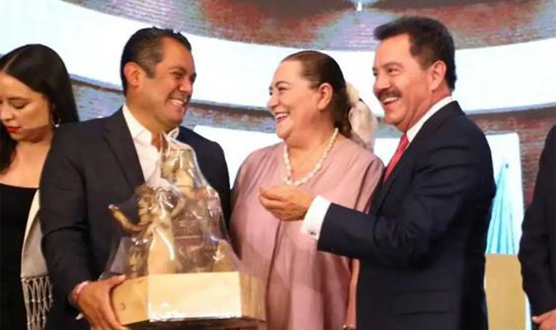 Analizan en reunión retos del proceso electoral