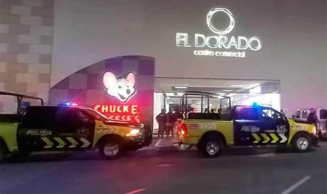 Ataques convierten a plazas en campos de guerra