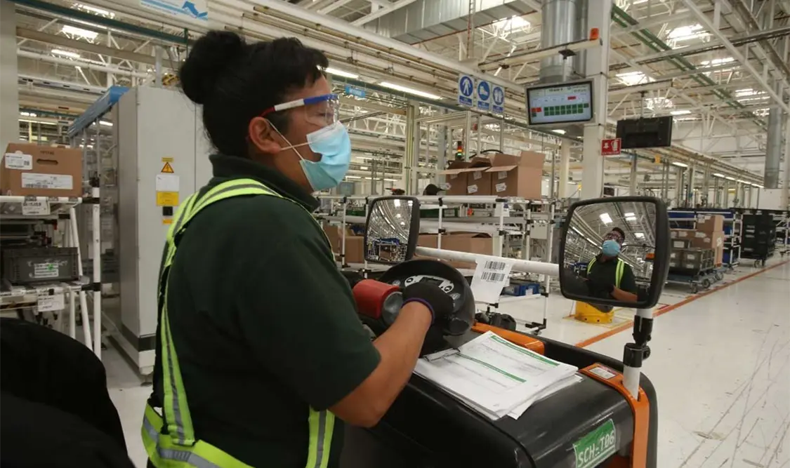 Se crearon más de 111 mil 700 puestos formales