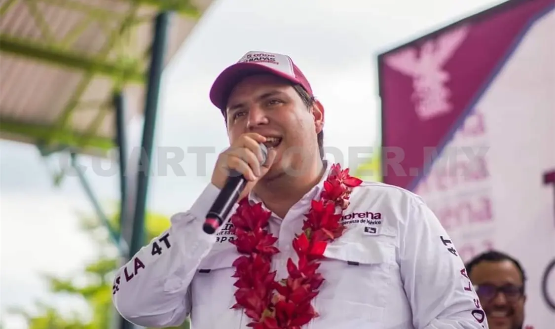 Toma protesta Carlos Molina a los Comités de Defensa