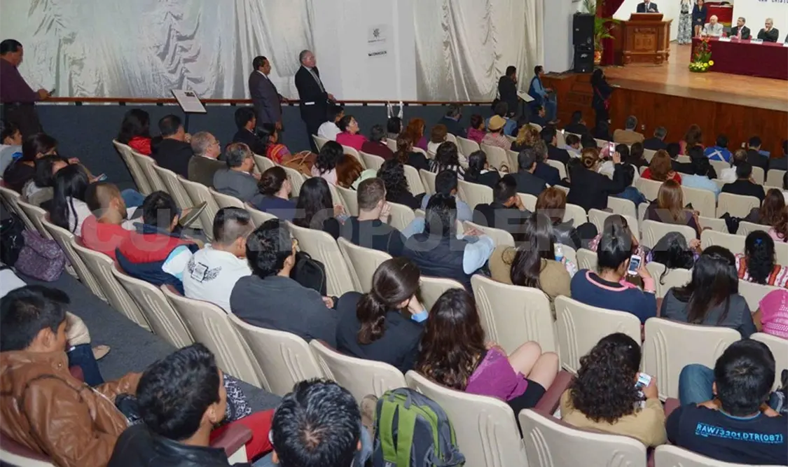 Reconocerán a estudiantes universitarios destacados