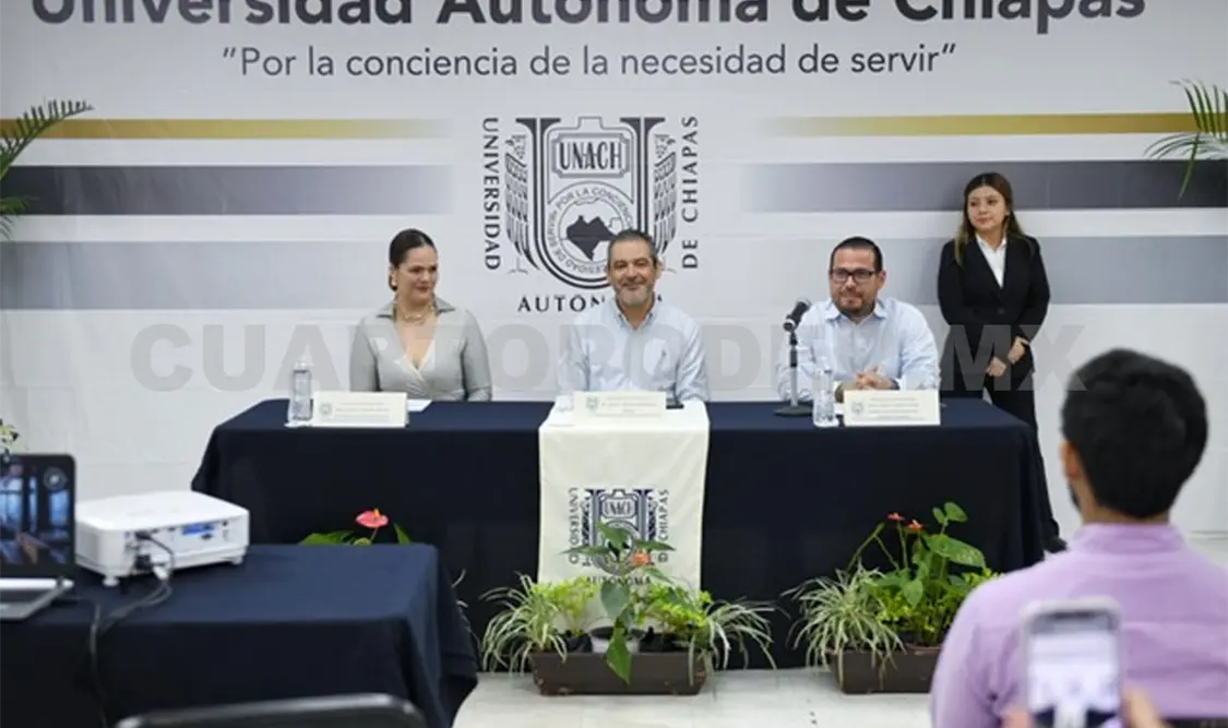 Reconoce rector labor del personal de psicolgía