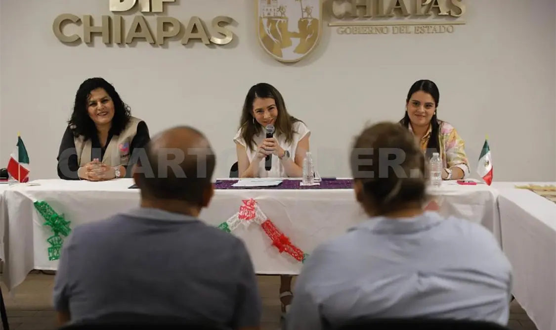 Conforman familias mediante proceso de adopción y acogimiento familiar