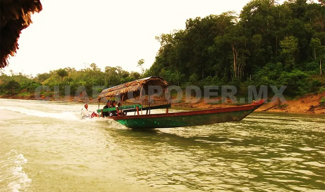Marchan contra la violencia en Frontera Corozal