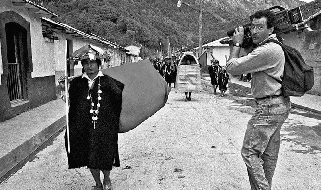 Murió el fotógrafo Carlos Martínez Suárez