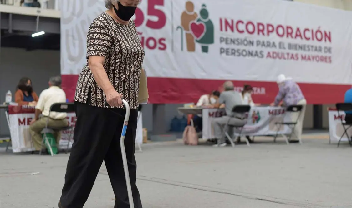 El gobierno busca concentrar el presupuesto de 2024 en programas sociales. Cortesía