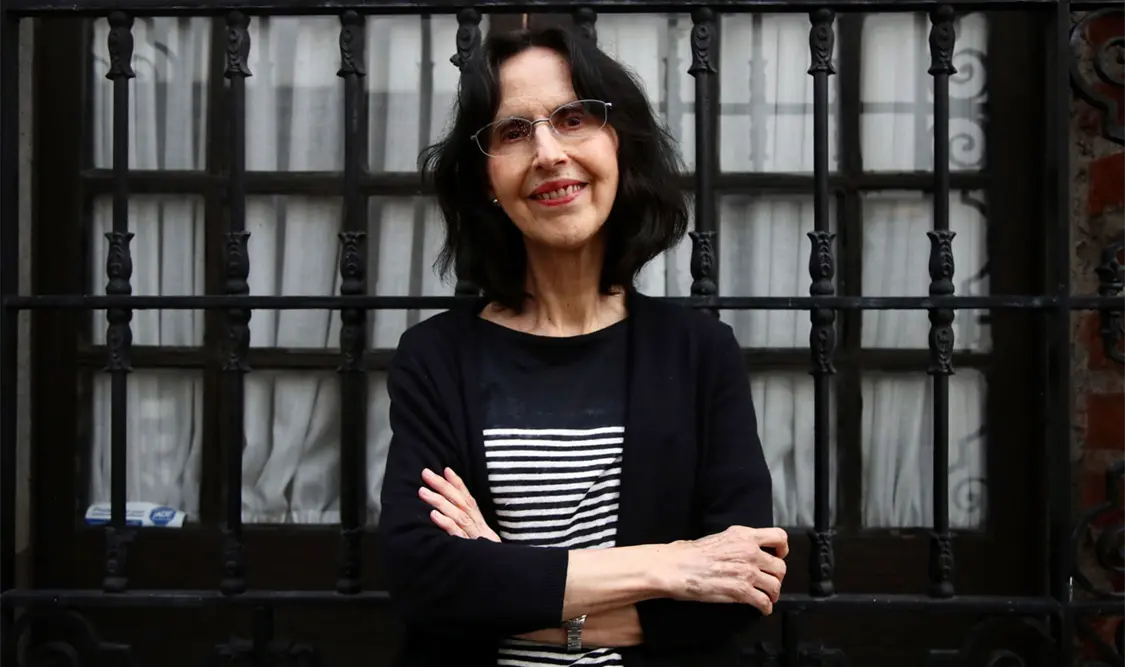 Coral Bracho y la poesía que viene de la tierra