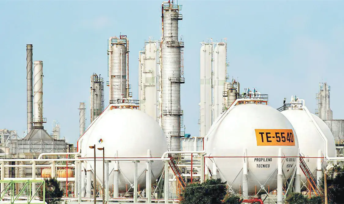 Apoyos financieros a Pemex sumarán 1.49 bdp