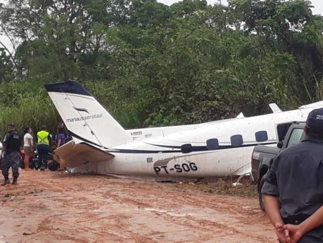 Avioneta cae en la Amazonia y mueren 14 personas