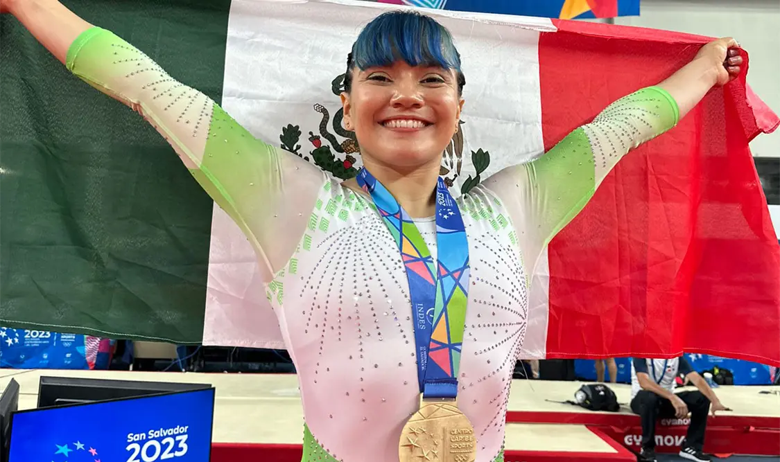 Alexa Moreno gana medalla de oro en gimnasia