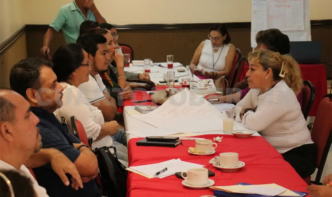 Capacitan a directores de 26 Centros de Atención Múltiple del estado