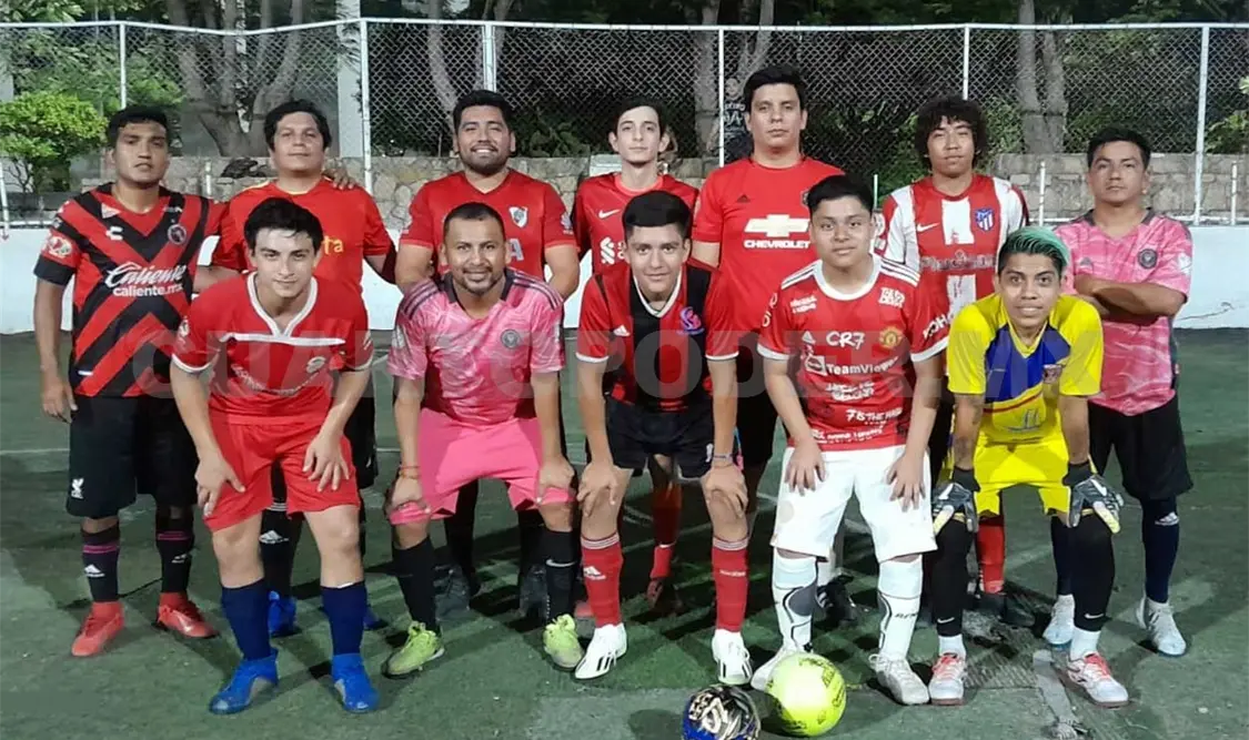 Atlético RMC comanda el torneo nocturno