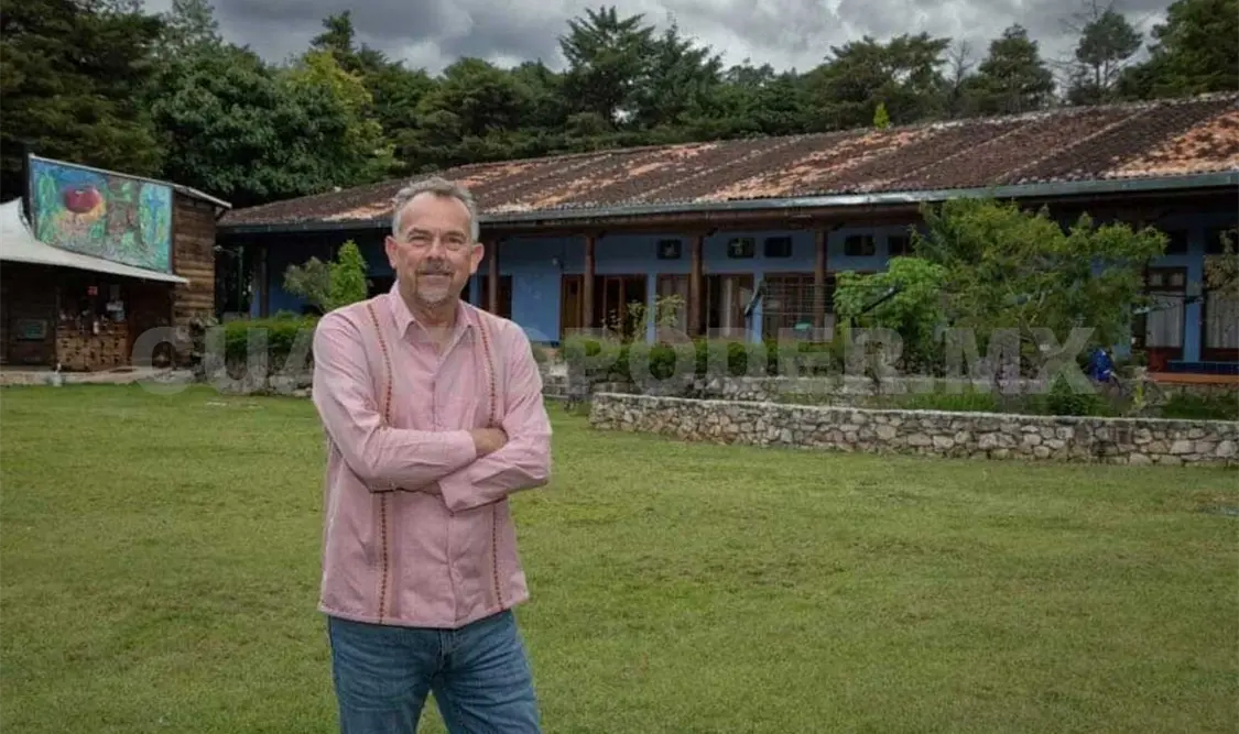 Nombran a Antonio Salvídar como director general