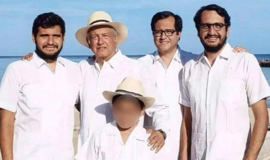 “Muy buenos, muy buenos los tres, y Jesús, que es por el que respondo de manera directa porque es menor de edad, los otros tres ya están grandes”, dijo el mandatario. Cortesía