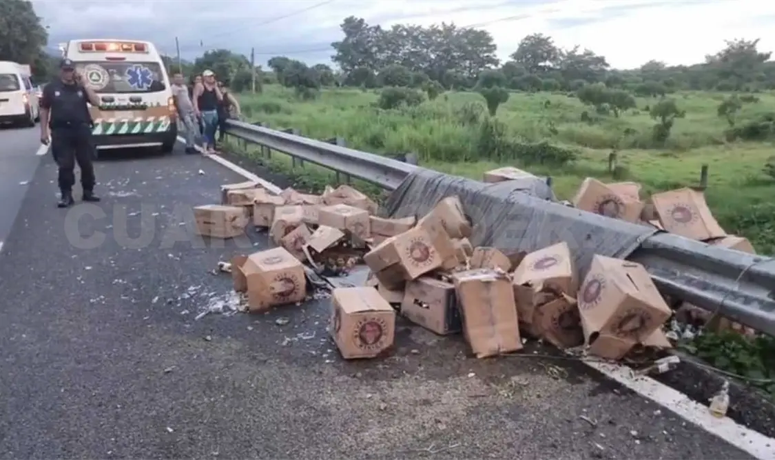 Accidente deja dos personas heridas