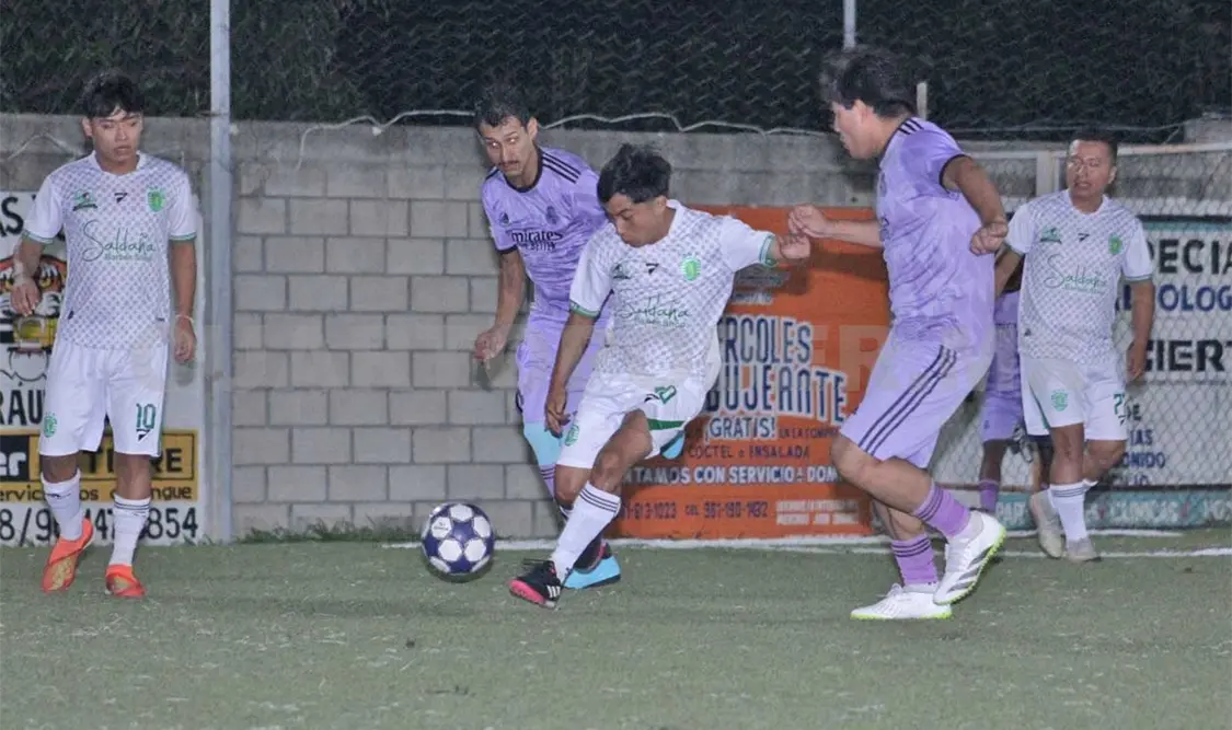 Los partidos se llevaron a cabo este viernes en las instalaciones de Ultra Sport, cancha ubicada en el oriente de la ciudad. Alan Pola/CP