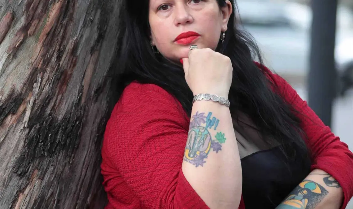 La escritora publicó el libro cuatro años después de haber lanzado su novela Cometierra. Cortesía