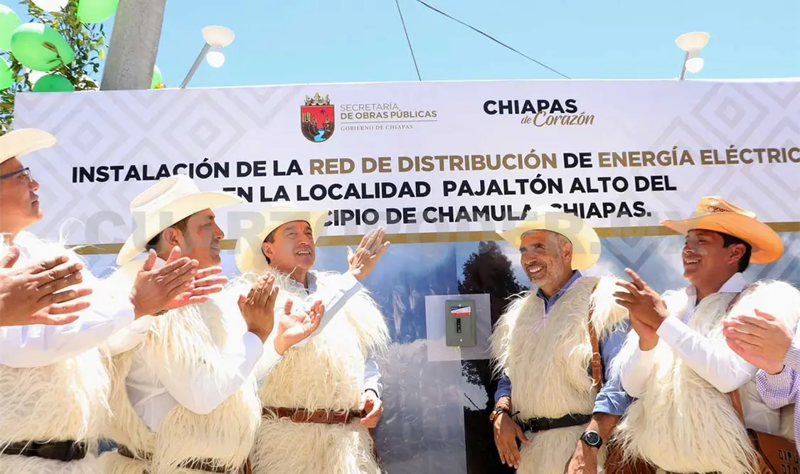 Con la ampliación de la red de electricidad se beneficia más de 90 mil habitantes de pueblos indígenas y comunidades. CP