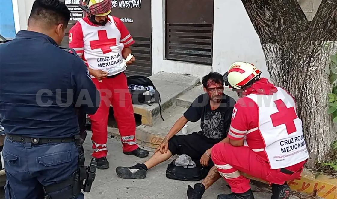 Le desfiguraron el rostro a un presunto cantonero tras ser interceptado por colonos en el preciso momento que realizaba sus fechorías. Ulises López / CP