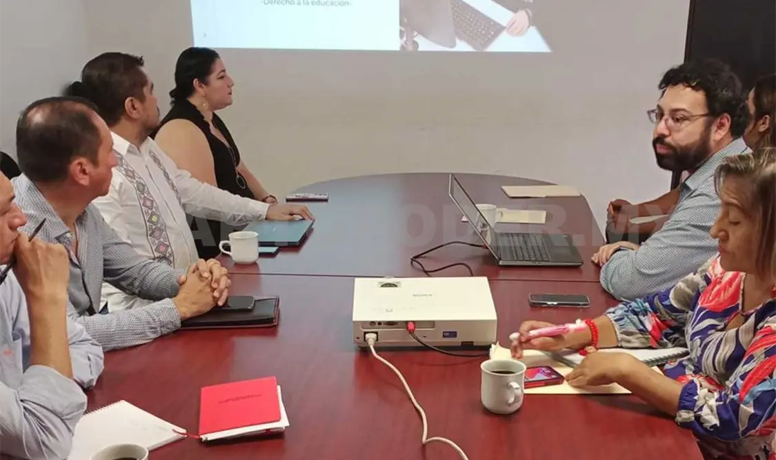 Durante la reunión de presentación del Programa de Fortalecimiento Escolar. CP
