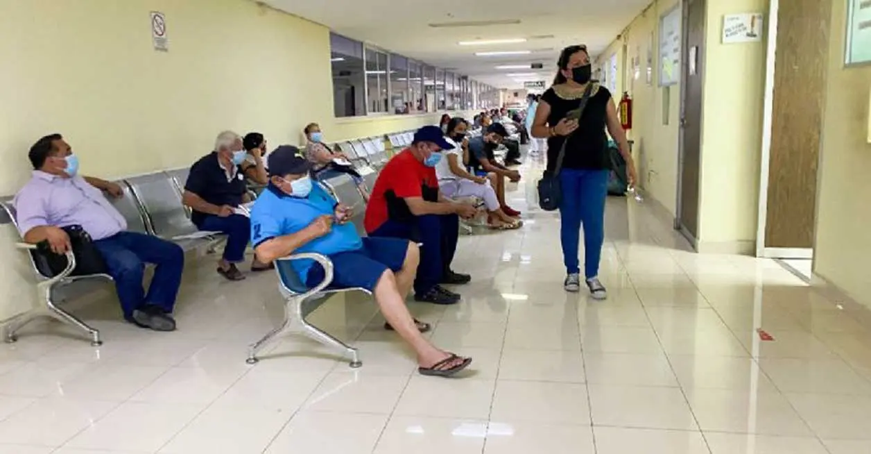 En esta ocasión el dengue ha movilizado al sector salud, ya que hay mucha demanda de atención. Cortesía