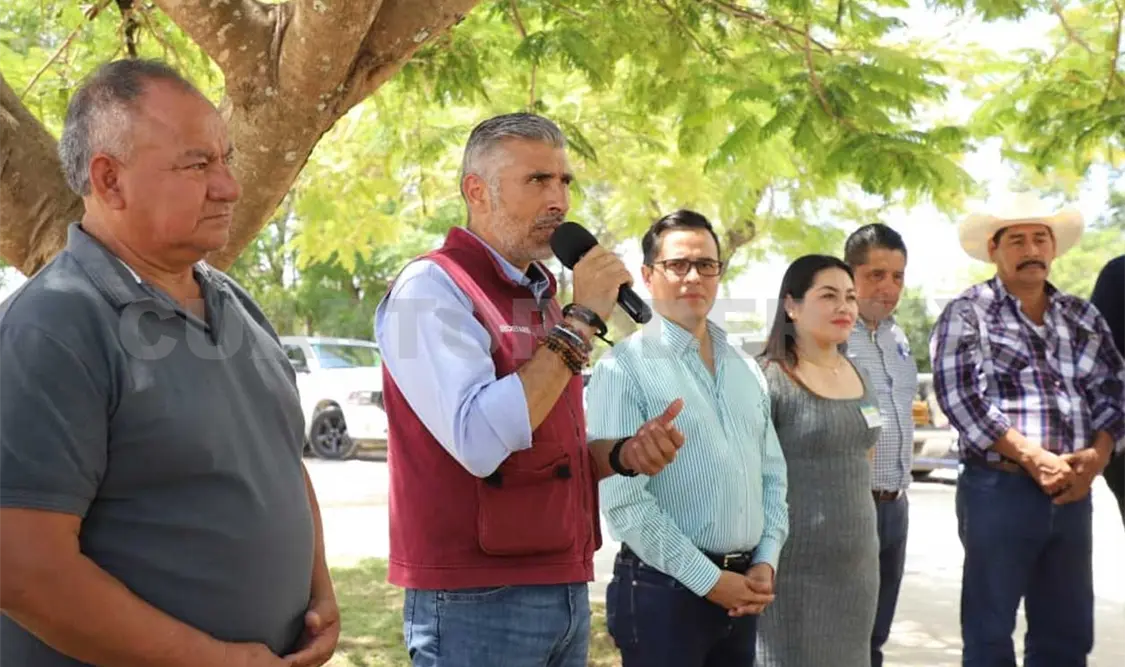 Ángel Torres informó que esta obra tiene una inversión mayor a los 17 mdp. CP