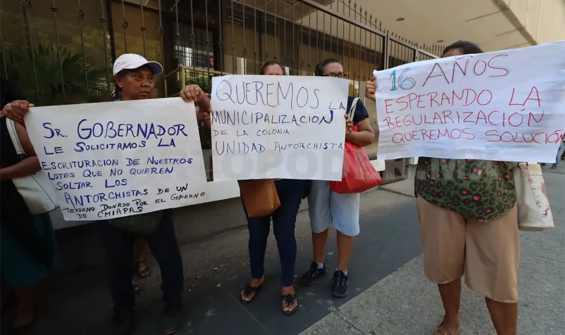 Exigen escrituración de colonia Unidad Antorchista