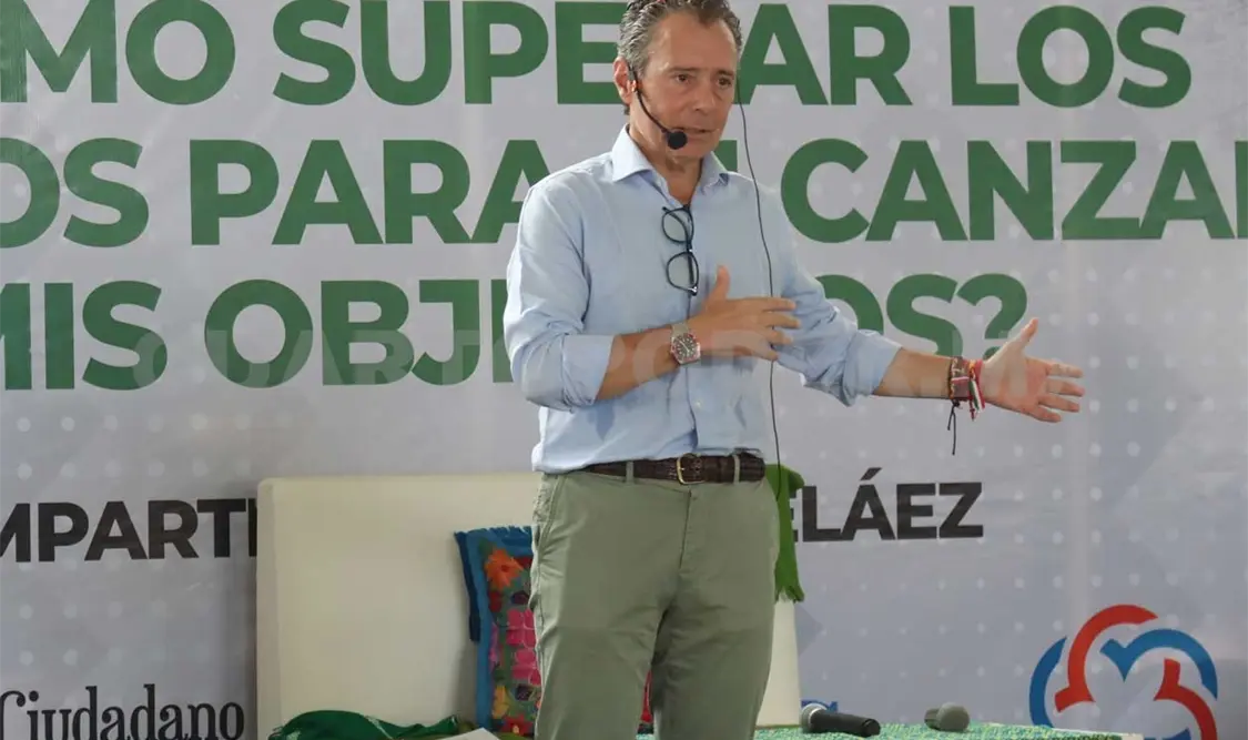 Comparte experiencias como corresponsal de guerra