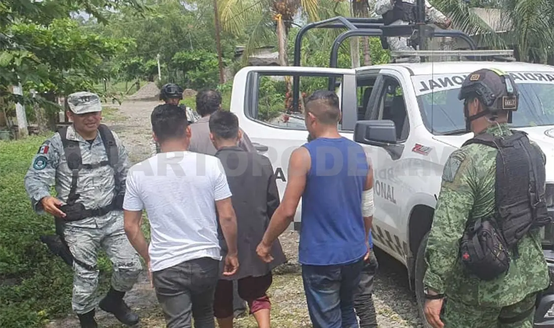 Liberan a secuestrados y aprehenden a cinco