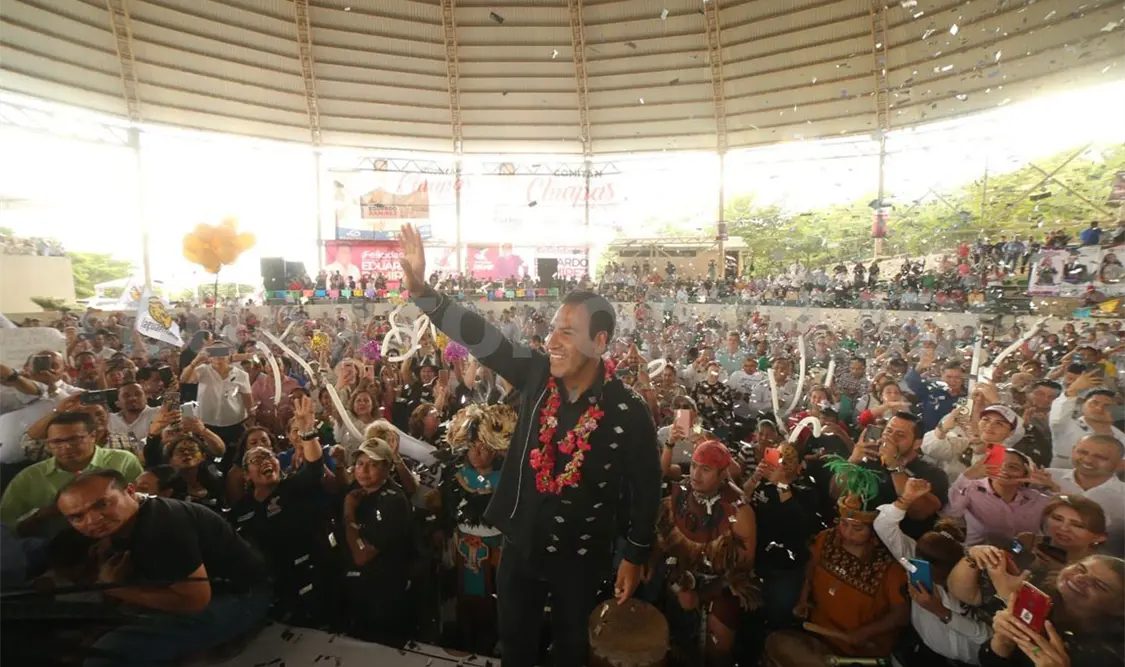 Eduardo Ramírez festejó con el pueblo