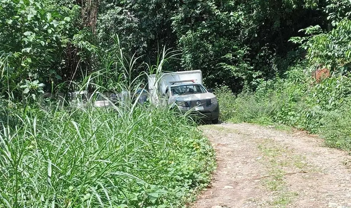 Mujer es asesinada y y la dejan amarrada