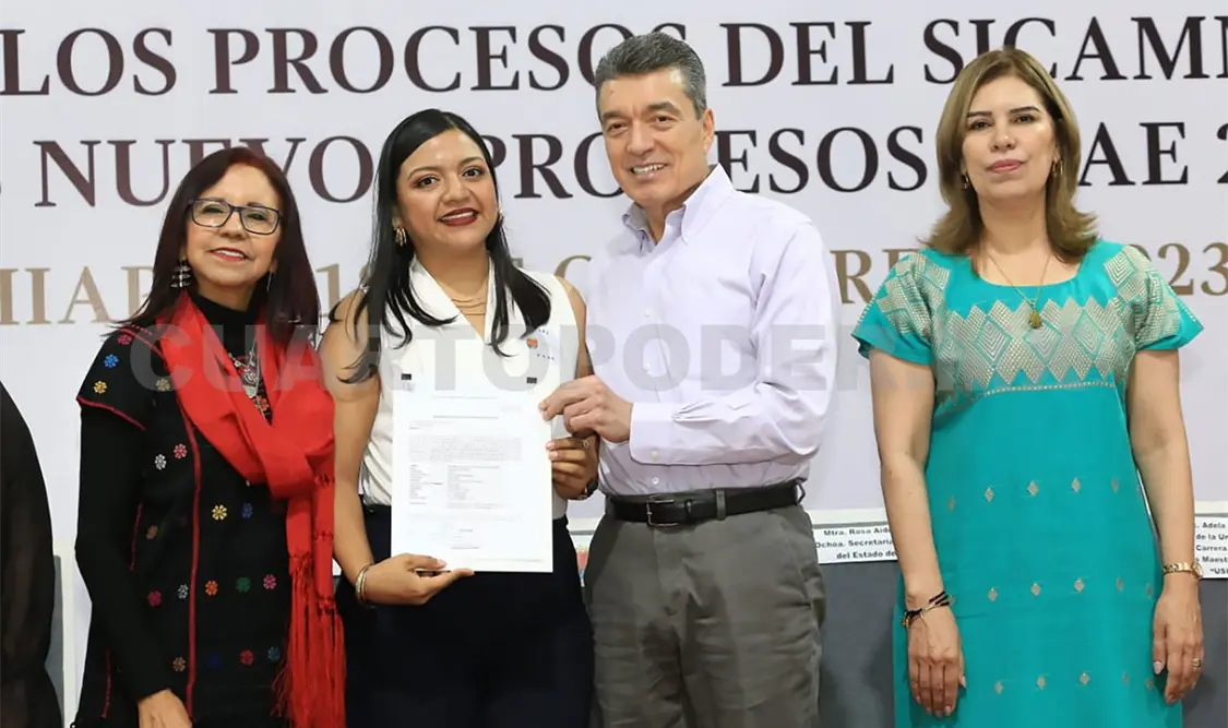 REC y Leticia Ramírez entregan nombramientos