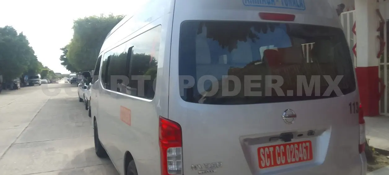 Denuncian a choferes de colectivos como abusivos y groseros
